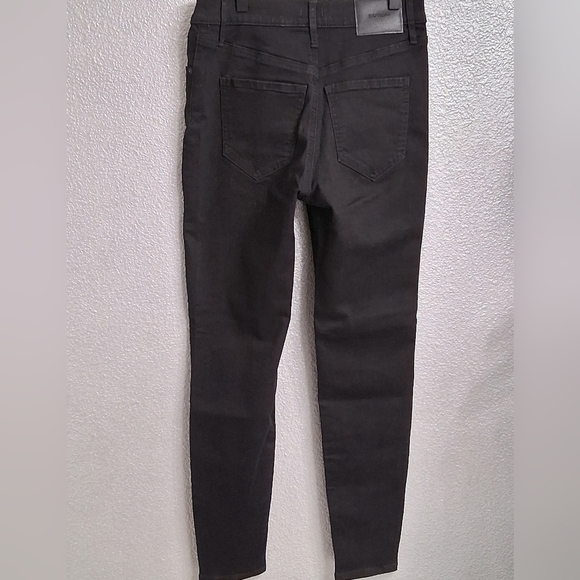NWT Express High Rise Skinny Black Jeans    Size 2R - Picture 4 of 11